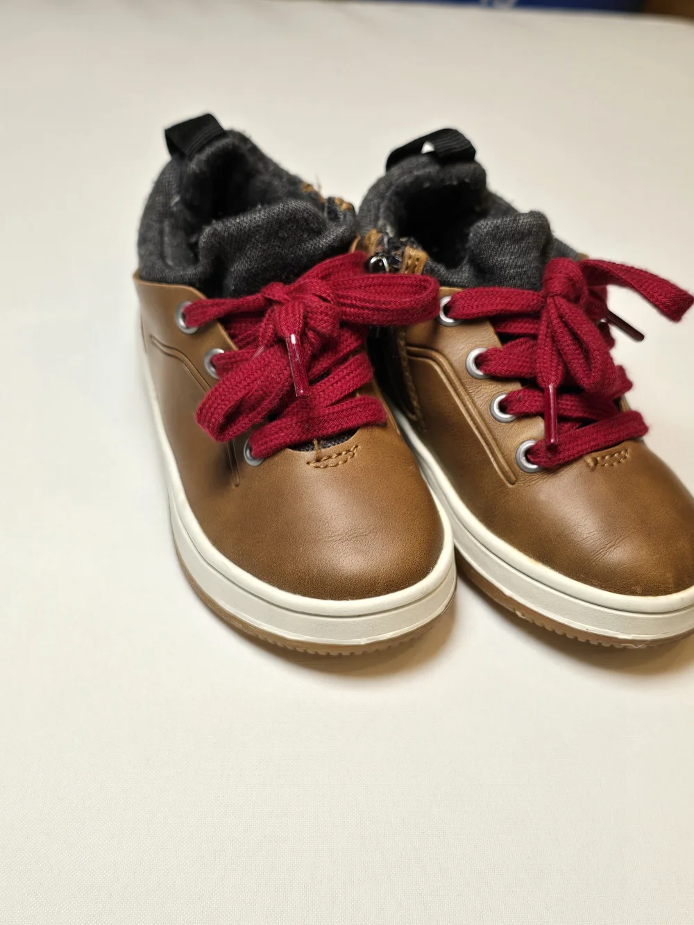 Kids Brown Leather-Look High-Top Sneakers with Red Laces